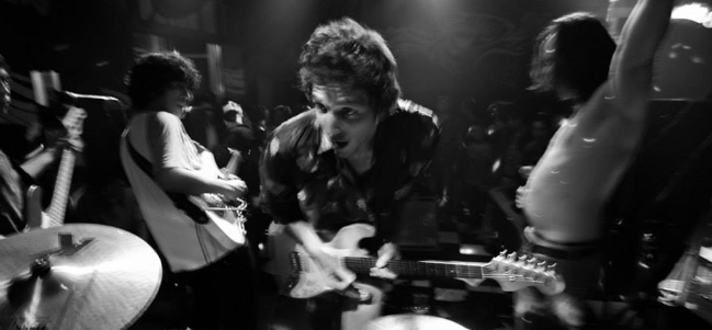 Jueves independiente: ‘14 baladas, entregas de amor y desarraigo’, de Cocaína.