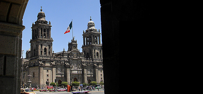 Calles de México: Catedral Metropolitana de la Ciudad de México.