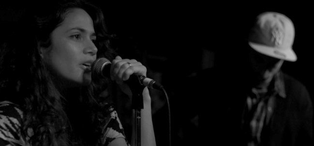 Jueves independiente: ‘Following’, de Phenomenal Handclap Band.